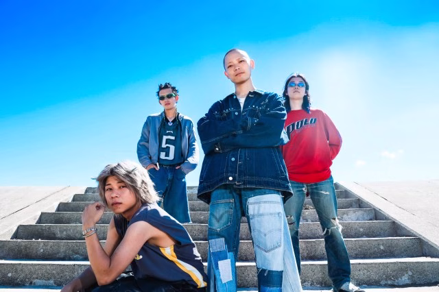 「DNA GAINZ」2410アーティスト写真(L).jpg