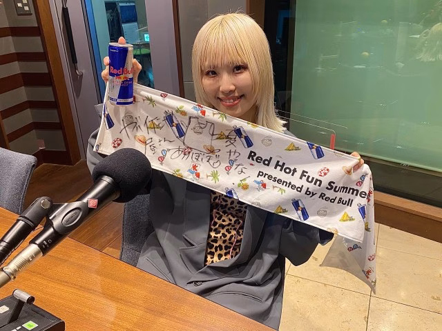 0806redbull_ありぼぼ.jpg
