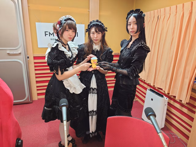 １１／２９ スタジオ写真①.JPG