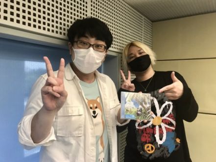 8月13日（金）のゲストは、saji！