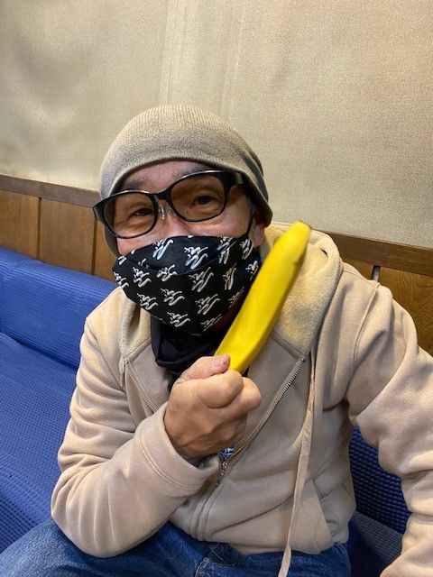 応援ソング、大募集。レア・ステッカー放出します！