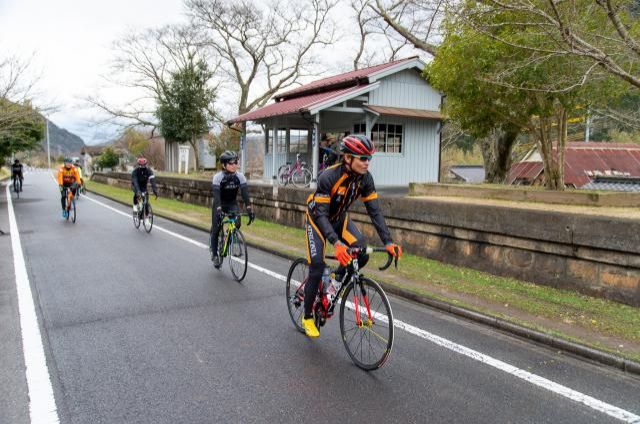 インスタ映え、昭和レトロな駅舎も…自転車声優・野島裕史が「片鉄ロマン街道」フォトジェニックライドを振り返る