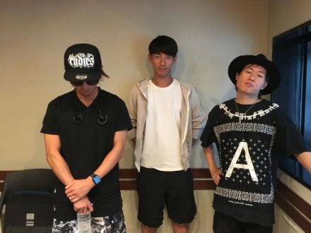 スタジオにて