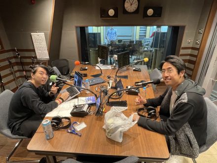 火曜日の常連客 落合陽一さんと、起業家  成田修造さんの話を盗み聞き・・現在の世界情勢や、成田さんのここまでの経緯、世界の企業と起業家達の今など様々なトークが聴けますよ♩