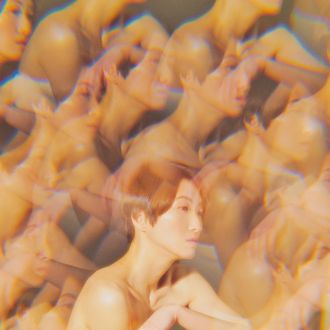 4月7日(木)のプレイリストは、シンガーソングライター、 日食なつこさん