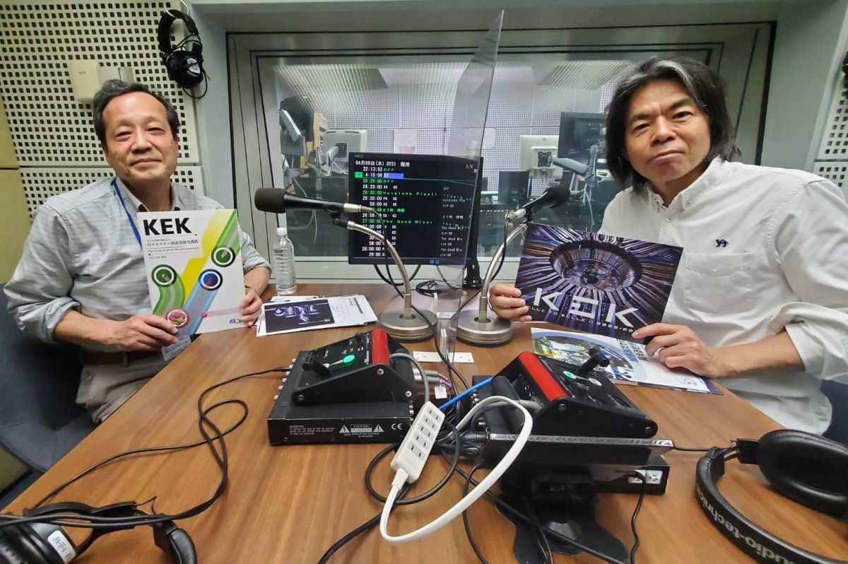 日比野克彦さんと、高エネルギー加速器研究機構 幅淳二さんの話を盗み聞き・・・深夜に広がる芸術とエネルギーの話