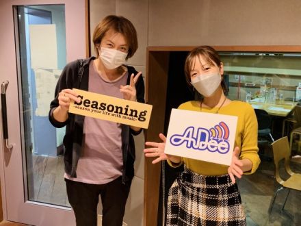 【何歌うと思う～？】プロデューサー（慶應大学特任准教授）若新雄純さん！