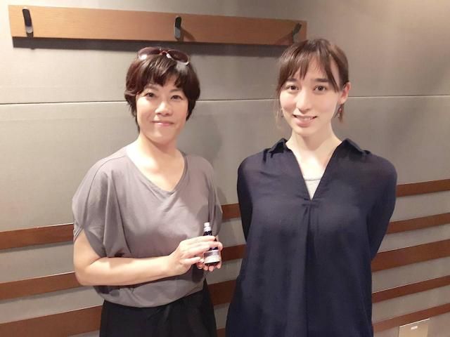 今日のゲストは、、、コスメブランド「ニールズヤード　レメディーズ」マーケティング部長の 杉山佐枝さん！