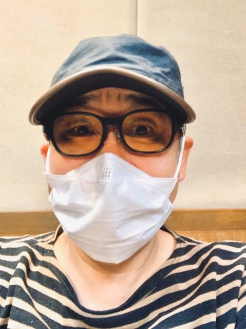 “守りたいのは君の笑顔だ♪”の気持ちで放送したChageさんです。