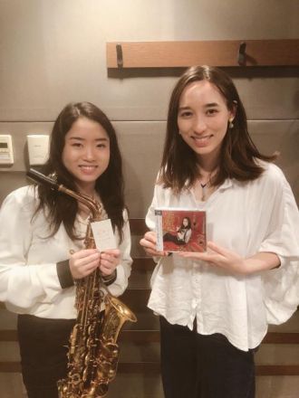 サックス奏者、寺久保エレナさんをお迎えしました！