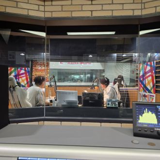 #002 誰かコペテツに鈴をつけて！