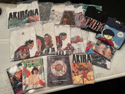 ＜スタイリスト/衣装デザイナー、そしてAKIRA Tシャツの収集家の高橋毅さんをお迎えしました！＞