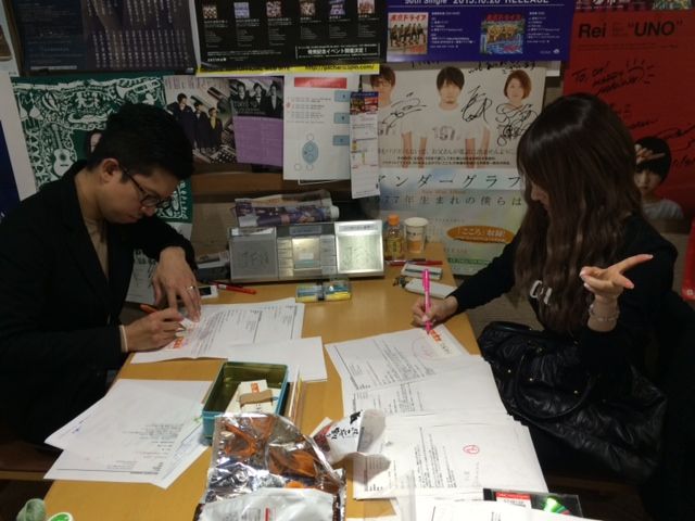 ♪♪11月24日、連休明けの火曜日でした♪♪