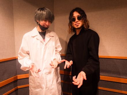 「オイヤマさんの結婚式行く？」