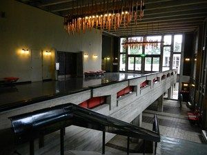 弘前で、モダニズム建築の歴史を訪ね歩く