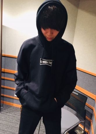 新曲を30我慢でどんどん解禁していくスタイル！