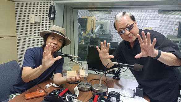 木曜日の常連客・日比野克彦さんと、Mr.マリックさんの話を盗み聞き・・・深夜の超魔術トーク