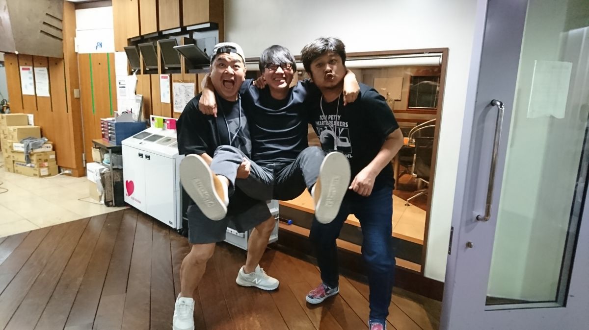 8/18 (土) 番組終わり、眠いなかのオフトーク！