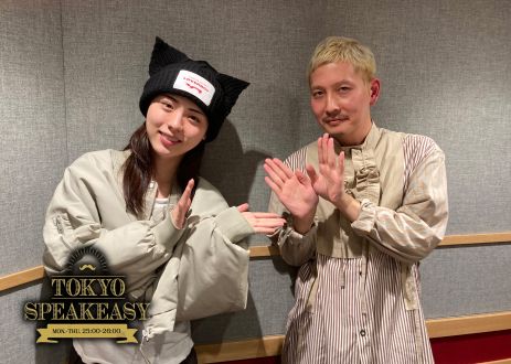 井手上漠さんと「MAISON ALTERNATIVE」デザイナー・新谷紘孝さんの話を盗み聞き・・・今、大注目のモデル・タレントの井手上漠が一番気になるデザイナー「MAISON ALTERNATIVE」の新谷紘孝にラブコール！初の対談が実現！ファションのことをディープに語りまくり！