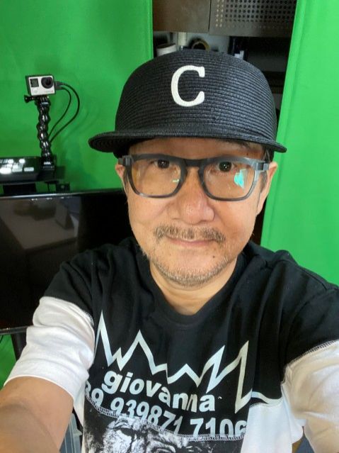 ビデオに関するメールをお待ちしています！