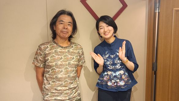 木曜日の常連客・日比野克彦さんと、浪曲師・天中軒すみれさんの話を盗み聞き・・・深夜の浪曲トーク