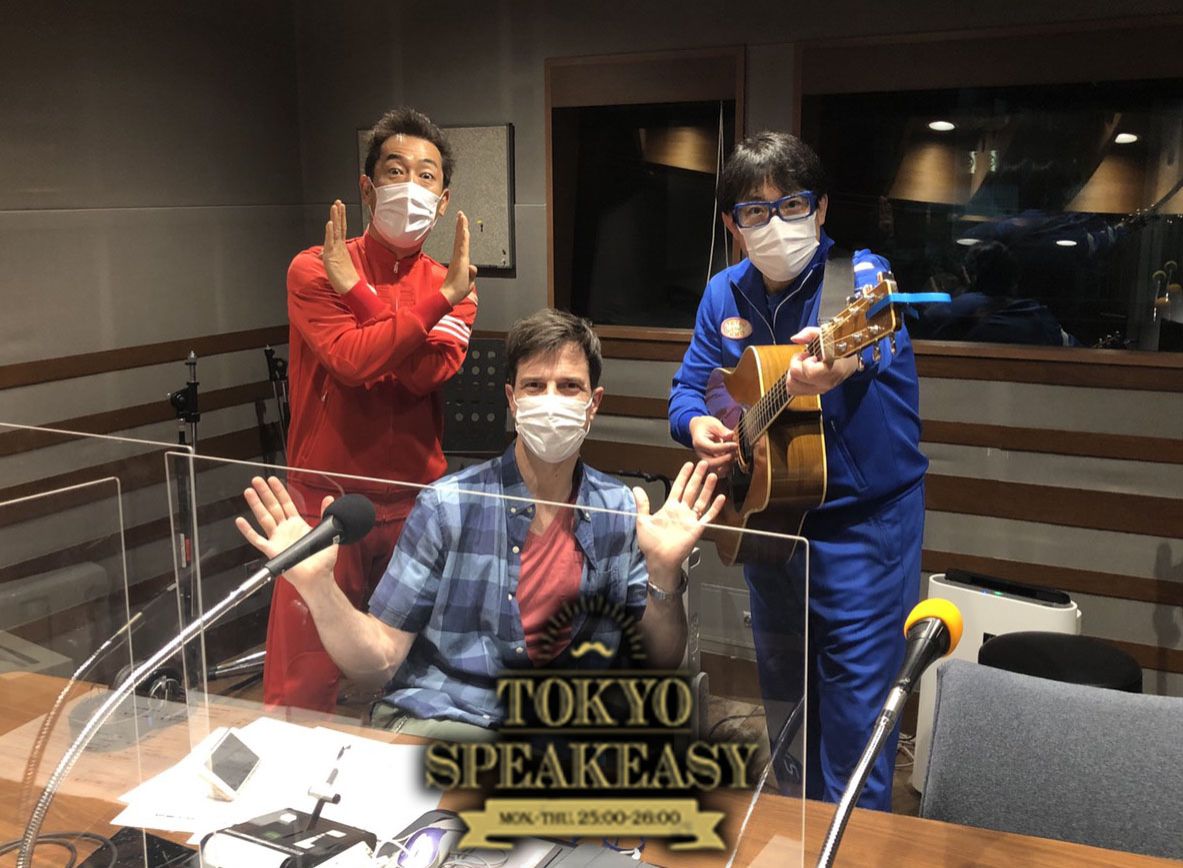 パックンマックンのパックンさんとテツandトモの中本哲也さん＆石澤智幸さんの話を盗み聞き・・・同い年で、芸歴もほぼ一緒な仲良し三人がこれまでを振り返る！まさかの大熱唱も・・・