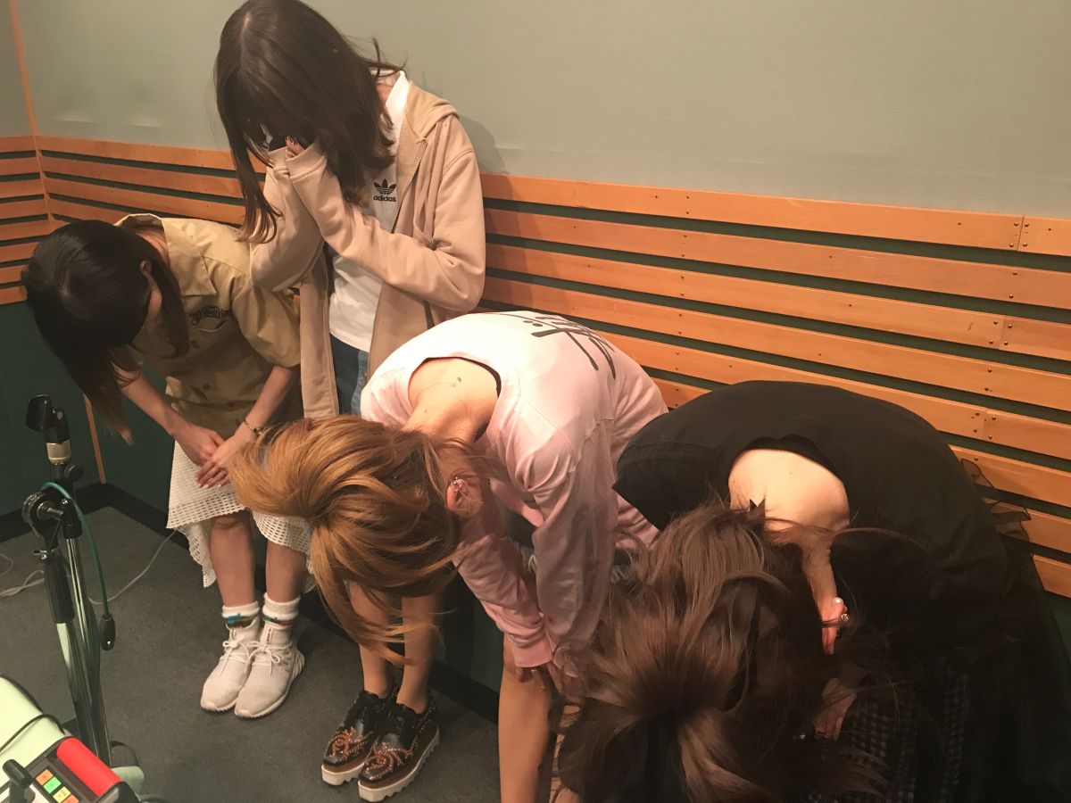 #57 SUMIMASEN（すみません）”