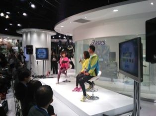 アシックスストアに行ってきました。