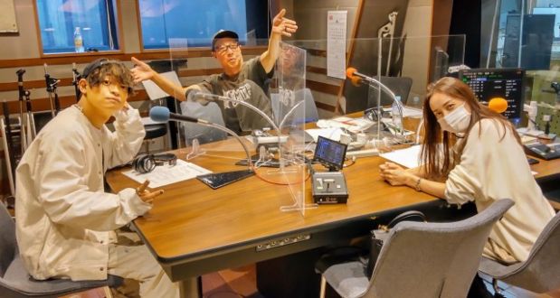 ゲスト「THE ORAL CIGARETTES」