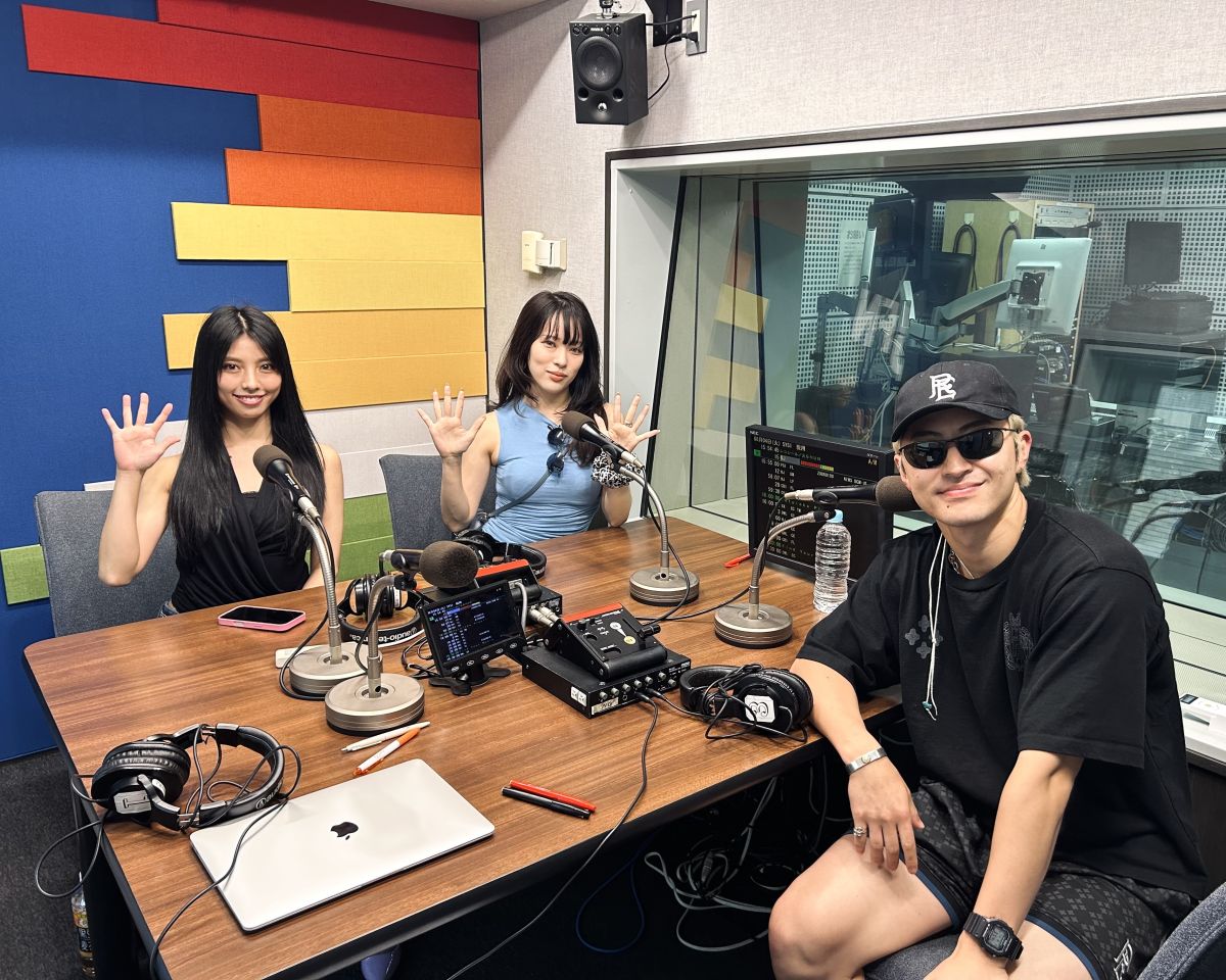 玲於　常に進化を続けるLDH発5人組ガールズグループ・f5veのSAYAKA＆MIYUUが初登場！