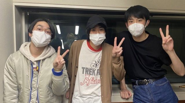 杉野くんとハマさんの会話を見守る小山田壮平さん