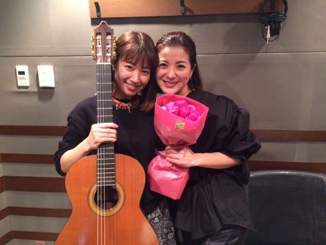 今日のゲストは、ギタリストの村治佳織さん♪♪