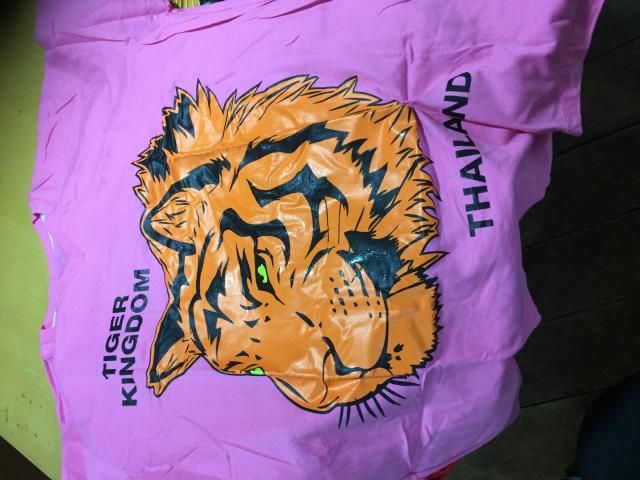 タイのトラのTシャツ！