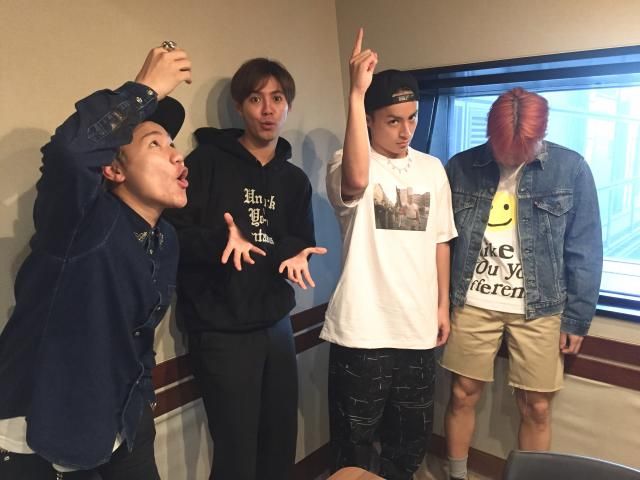 メンバーは一体いくらの洋服を購入しているのか？？！！！薬指の指輪について。