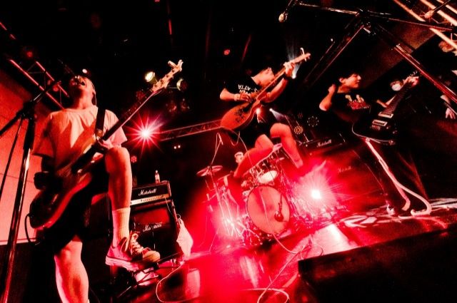 8月26日(木)のプレイリスト は、THE STARBEMSのフロントマン、ヒダカトオルさん