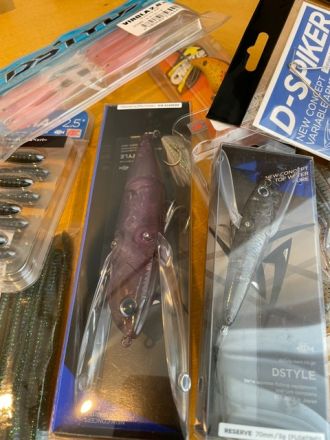 オカダ・カズチカ選手に「バス釣り行ってQ」！