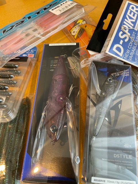 オカダ・カズチカ選手に「バス釣り行ってQ」！