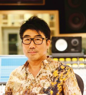 4月21日のプレイリストは、東京事変のベーシストで音楽プロデューサーの亀田誠治さん