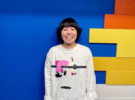 お笑い芸人がセレクターになってテーマに沿った楽曲をプレイリストとして組み上げていく番組「MUSIC LAUGH MIX」。4月度のセレクターはヨネダ2000・誠が登場！