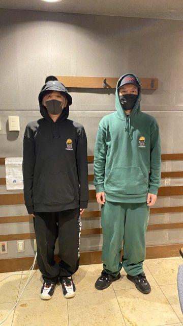 意図しない双子コーデ、気まずい・・・