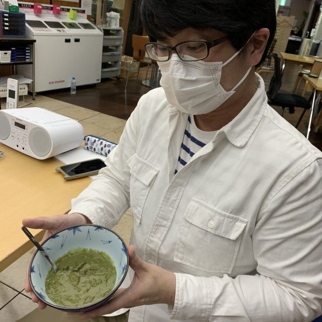 「二王門 緑カレー」