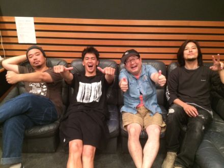 ラジオ団、こだわりの"カレー"。