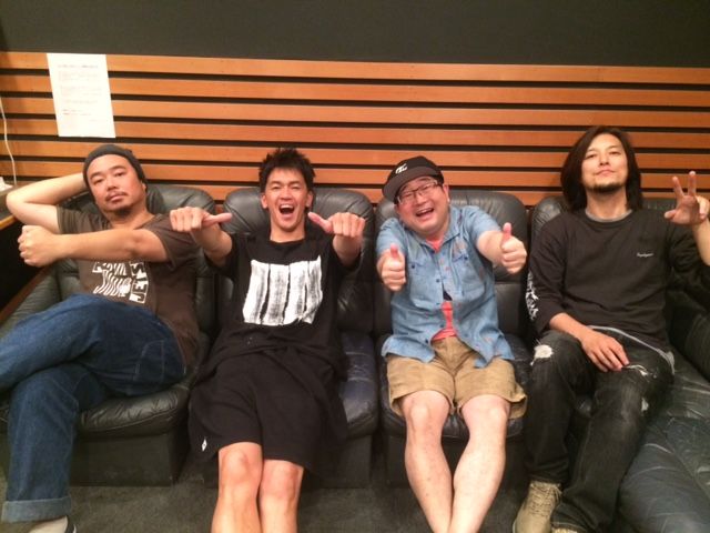 ラジオ団、こだわりの"カレー"。