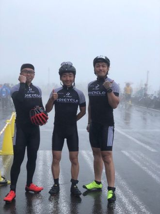声優・野島裕史“雨の富士山”での自転車ロードレースに参加！ 気になる天候対策は…？
