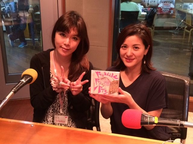 今日のゲストは、PIGGY BANKSのヴォーカル、yokoさん♪