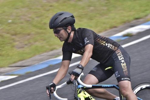 仮装OKなスポーツイベント「キャラクターエンデューロ」