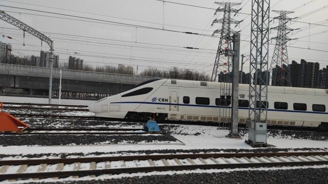 高速鉄道に乗って山の競技へ！