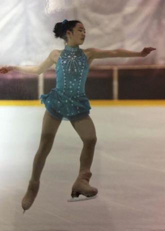シンクロナイズド・スケーティング日本代表・山根捺央選手のお母さま、山根美穂さんにお話をうかがいます