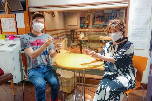 放送200回記念！”英語禁止”電子放送箱！