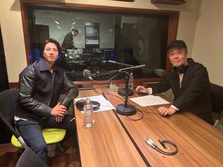 リリー・フランキーさんと、山下智久さんの話を盗み聞き・・・旧知の間柄だからこそ話せるのんびり近況トーク♪